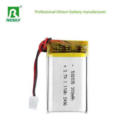 खरीदें लिथियम आयन पॉलिमर बैटरी सेल 502035 3.7v 300mAh 350mAh 1.11wh रिचार्जेबल बैटरी ऑनलाइन निर्माण